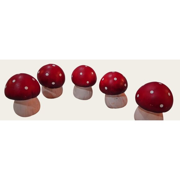 Set Of 5 Red & White Ceramic Mushroom Decorations new - Picture 1 of 7